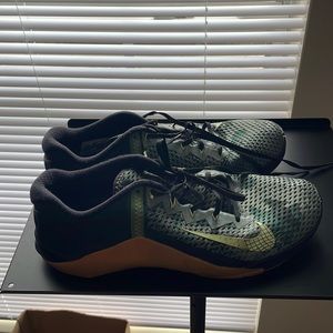 Camo gum bottom Nike Metcon 6, used, great condition. Size 11.5